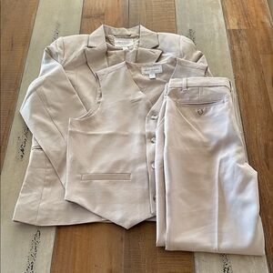 Gymboree Kids 3 Piece Suit Light Beige